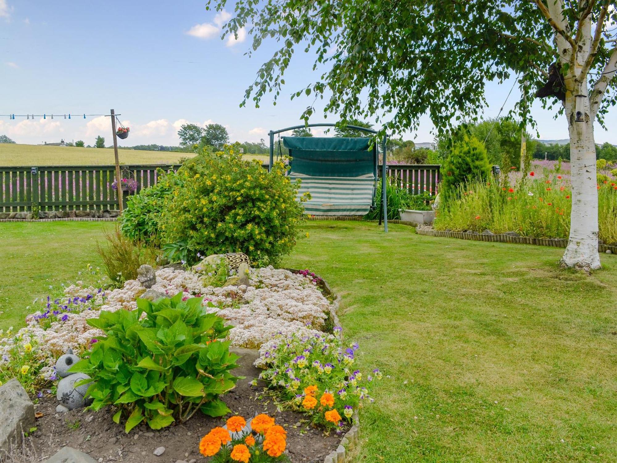 Laurel Bank Villa Alyth Екстериор снимка
